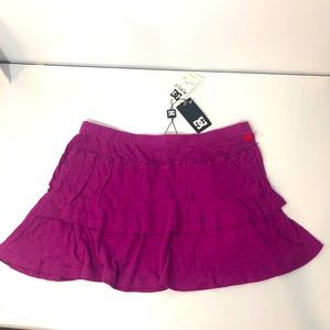 💰bundle 5 for $25, DG skirt Size M